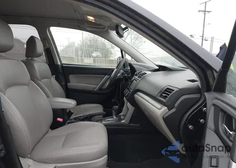 2014 Subaru Forester 2.5I Touring z USA, uszkodzony, nr VIN JF2SJAPC9EH490198